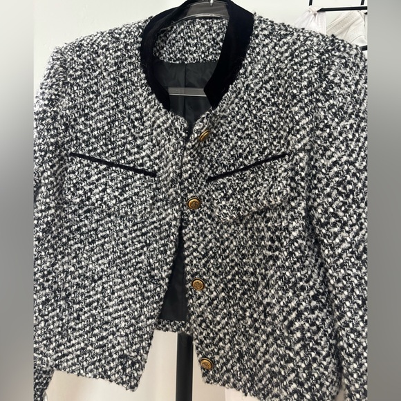 Tweed & Boucle Black and White Tweed Jacket with Gold Button Detail - Picture 10 of 13